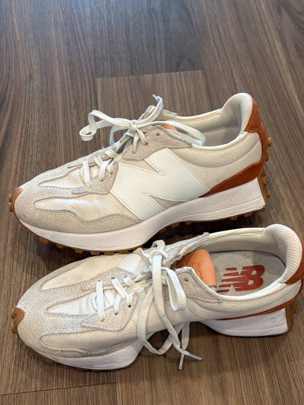 New Balance 327 Women's Cream & Rust Retro Runner Sneakers